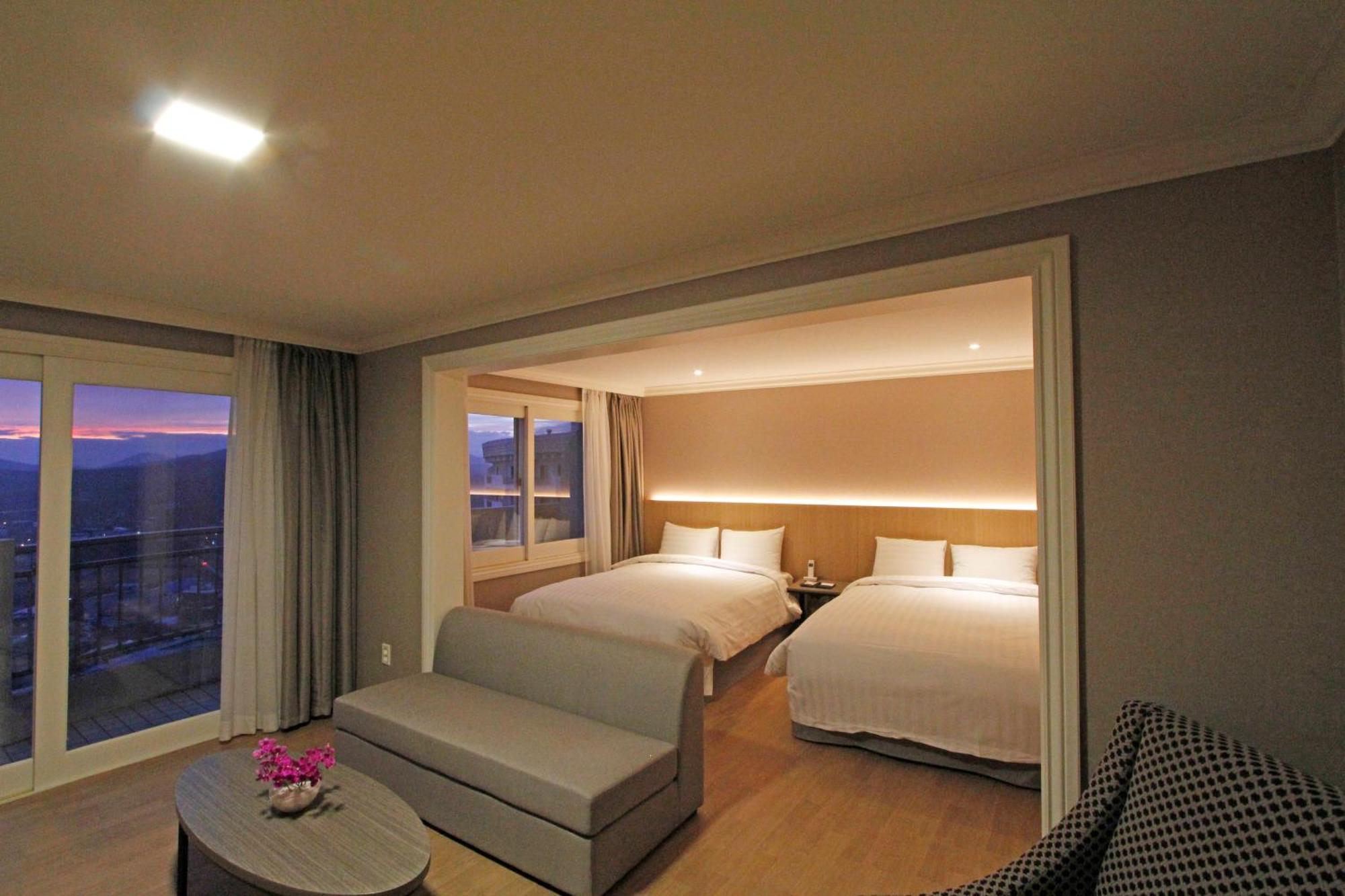 La Vie Dor Hotel And Resort, Trademark Collection By Wyndham Hwaseong Dış mekan fotoğraf